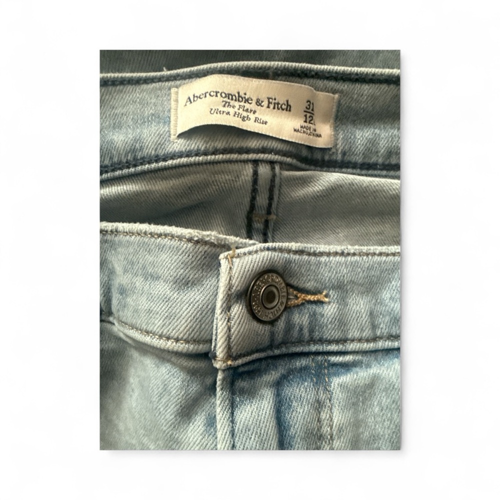 Abercrombie & Fitch The Flare ultra High high rise denim jeans size 31 - Picture 4 of 6
